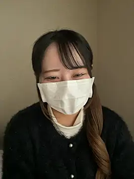 Snapshot of emiri_da_nyan chatting on 11-27-25, 06:15 emiri da nyan online show from 11-27-25, 06:15