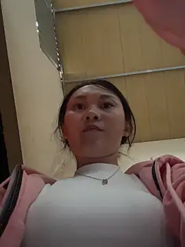 Snapshot of Amino-Suca chatting on 11-19-25, 09:09 Amino-Suca online show from 11-19-25, 09:09