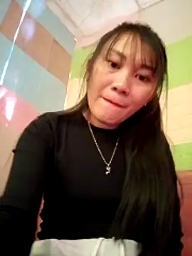 Snapshot of Amino-Suca chatting on 11-27-25, 06:37 Amino-Suca online show from 11-27-25, 06:37