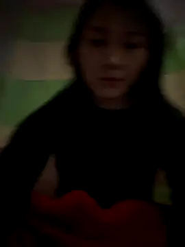 Snapshot of Amino-Suca chatting on 12-05-25, 03:04 Amino-Suca online show from 12-05-25, 03:04