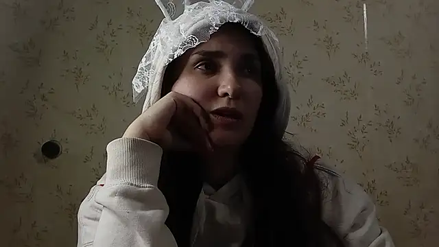 VoulezVous Angel online show from 04-12-26, 06:02