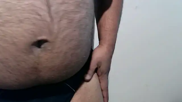 Snapshot of SUN-MON-69 chatting on 01-12-26, 05:29 SUN-MON-69 online show from 01-12-26, 05:29