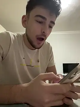 Snapshot of yasinesra757_ chatting on 01-15-26, 05:56 yasinesra757 online show from 01-15-26, 05:56