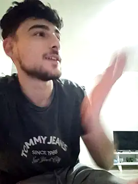 yasinesra757  online show from 03-06-26, 12:07