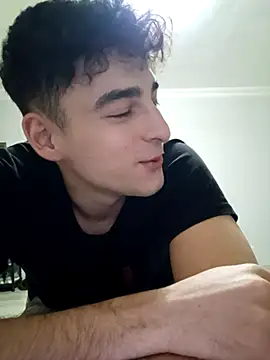 yasinesra757  online show from 03-22-26, 04:32