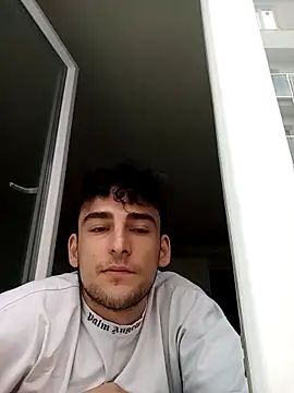 yasinesra757  online show from 04-07-26, 03:23