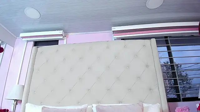 scarlett leblanc  online show from 02-25-26, 11:42