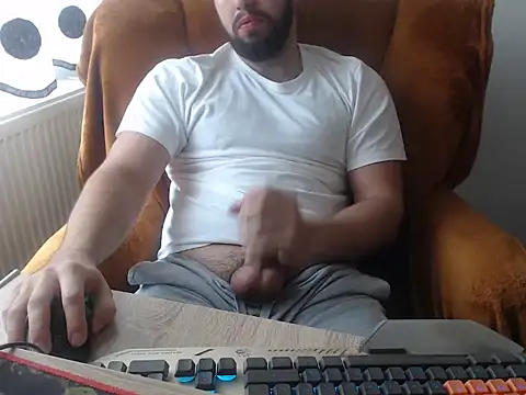 Snapshot of strongcoffee10 chatting on 11-17-25, 08:53 strongcoffee10 online show from 11-17-25, 08:53