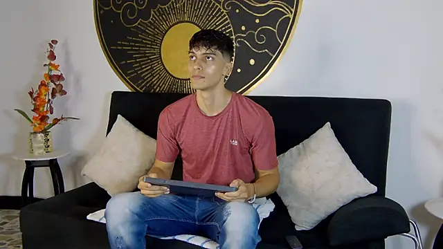 AlessioVitale online show from 11-15-25, 12:56