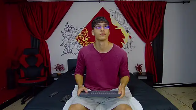 AlessioVitale online show from 01-13-26, 12:10