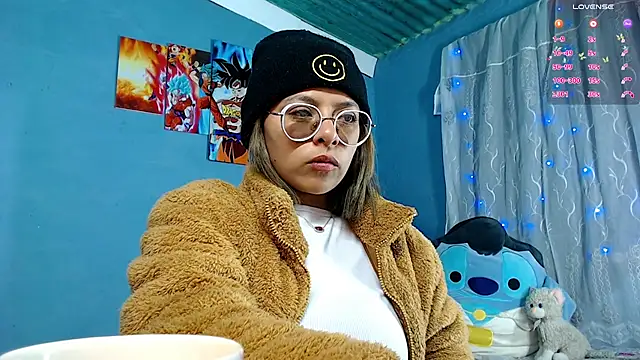 Snapshot of PrincessVenus23 chatting on 12-16-25, 05:34 PrincessVenus23 online show from 12-16-25, 05:34