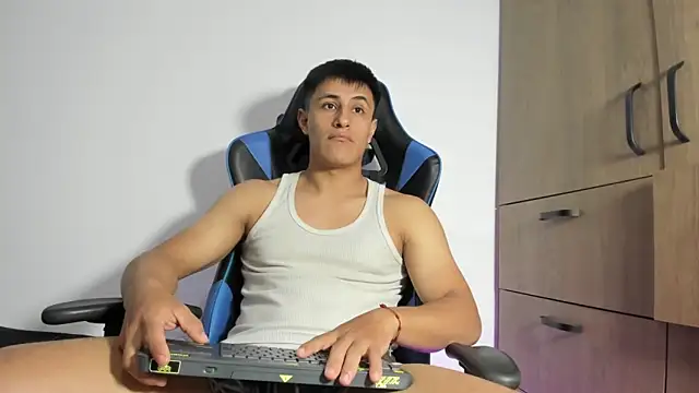 dorman boy online show from 02-10-26, 02:15