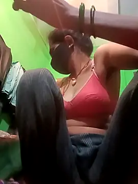 Snapshot of Rsr-1 chatting on 12-02-25, 06:14 Rsr-1 online show from 12-02-25, 06:14