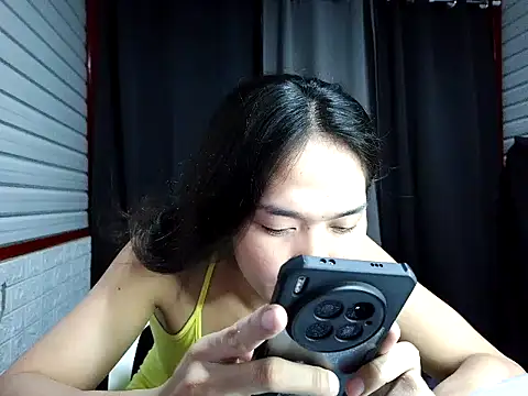 xwildflowerx online show from 11-28-25, 02:03