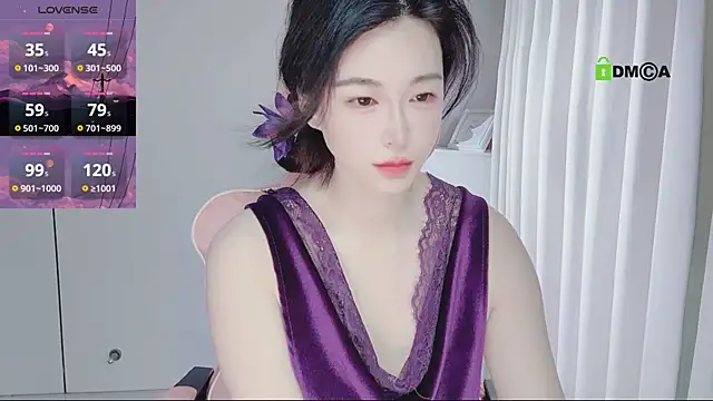 YunShan-33 online show from 04-11-26, 02:16