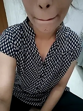 vijaylaxmi69 online show from 11-03-25, 04:19