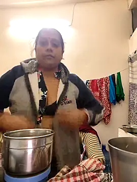 Snapshot of Hot-Sana2 chatting on 11-08-25, 04:40 Hot-Sana2 online show from 11-08-25, 04:40