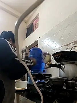 Snapshot of Hot-Sana2 chatting on 11-11-25, 05:40 Hot-Sana2 online show from 11-11-25, 05:40