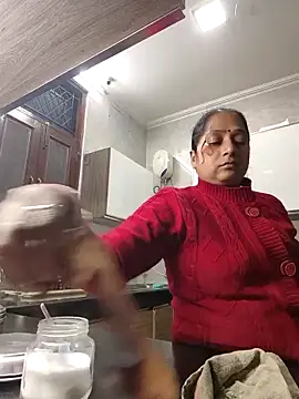 Snapshot of Hot-Sana2 chatting on 11-14-25, 01:32 Hot-Sana2 online show from 11-14-25, 01:32