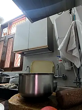 Snapshot of Hot-Sana2 chatting on 11-20-25, 06:13 Hot-Sana2 online show from 11-20-25, 06:13