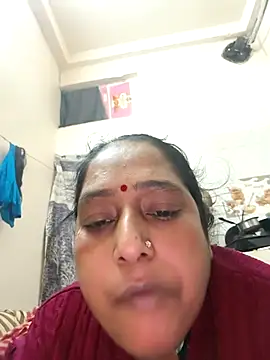 Snapshot of Hot-Sana2 chatting on 11-20-25, 06:18 Hot-Sana2 online show from 11-20-25, 06:18