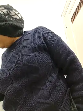 Snapshot of Hot-Sana2 chatting on 12-19-25, 04:41 Hot-Sana2 online show from 12-19-25, 04:41