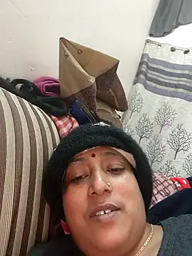 Snapshot of Hot-Sana2 chatting on 12-21-25, 06:48 Hot-Sana2 online show from 12-21-25, 06:48