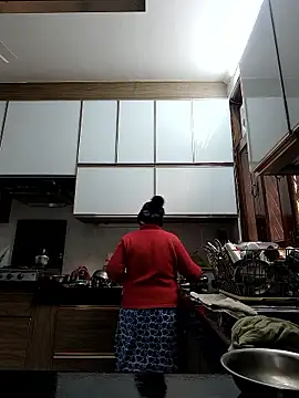 Snapshot of Hot-Sana2 chatting on 01-12-26, 06:18 Hot-Sana2 online show from 01-12-26, 06:18