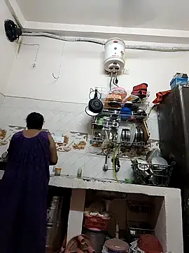 Hot-Sana2 online show from 04-18-26, 07:07