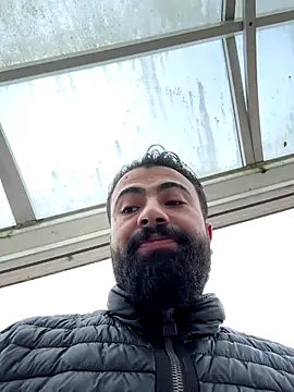 Snapshot of JanSy0 chatting on 12-17-25, 11:16 JanSy0 online show from 12-17-25, 11:16