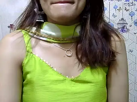 maira 33 online show from 01-16-26, 09:02