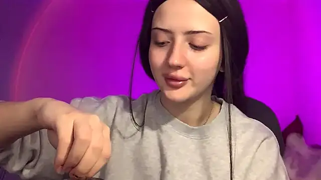 RuthGarner online show from 11-02-25, 01:24