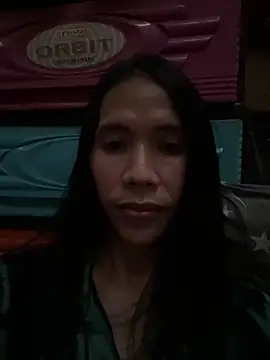 bellaUtops online show from 04-15-26, 03:02