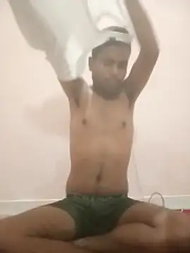 Snapshot of marathicpl25 chatting on 11-18-25, 07:51 marathicpl25 online show from 11-18-25, 07:51