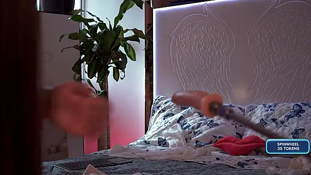 emily montoya1 online show from 02-03-26, 09:42