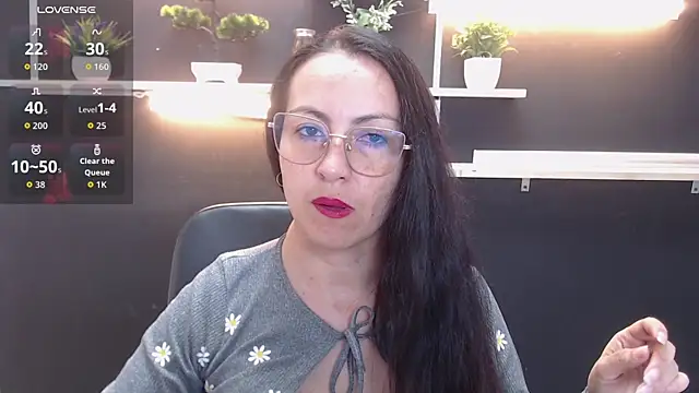 Lauryn Jones online show from 04-07-26, 04:51