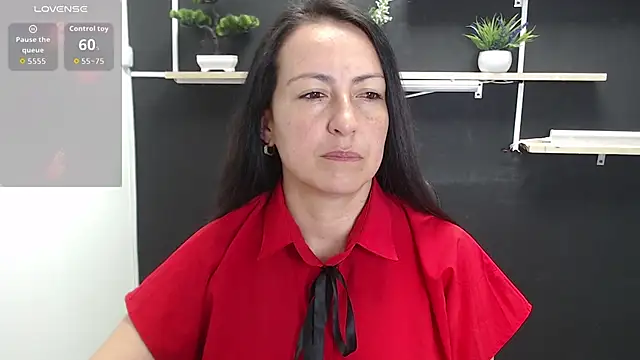 Lauryn Jones online show from 06-05-26, 04:56