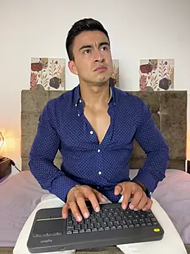 Chris Clarck online show from 01-13-26, 08:14