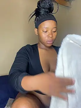 MiyaXo2 online show from 02-19-26, 07:54