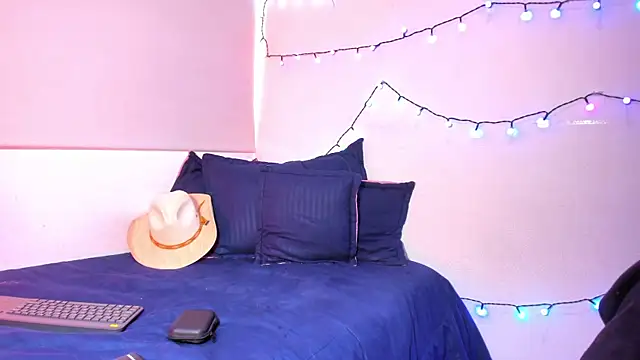 saint dark online show from 12-22-25, 12:13