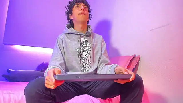 saint dark online show from 01-09-26, 01:03