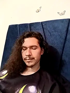 OnixAgata0 online show from 04-12-26, 08:47