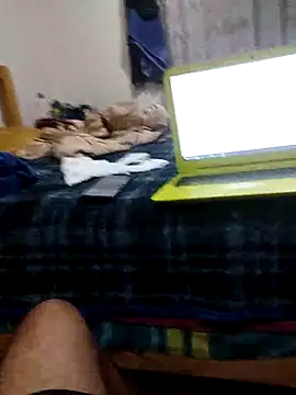 Snapshot of Elpichulotote20 chatting on 02-20-26, 06:26 Elpichulotote20 online show from 02-20-26, 06:26