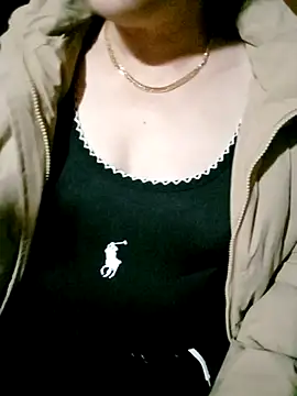 small-house123 online show from 11-20-25, 01:00