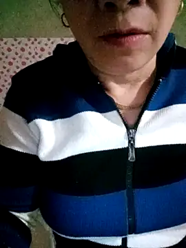 small-house123 online show from 02-14-26, 11:23