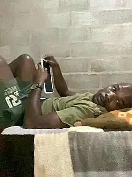 Snapshot of Ndodemnyama@xh chatting on 11-09-25, 07:45 Ndodemnyamaxh online show from 11-09-25, 07:45