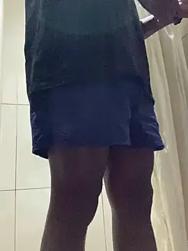 Snapshot of Ndodemnyama@xh chatting on 11-17-25, 04:18 Ndodemnyamaxh online show from 11-17-25, 04:18