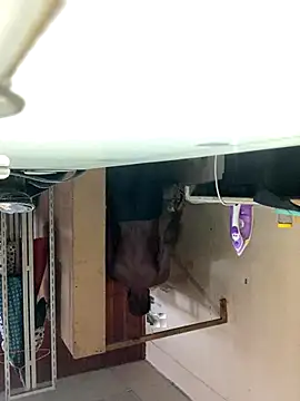 Snapshot of Ndodemnyama@xh chatting on 11-29-25, 04:26 Ndodemnyamaxh online show from 11-29-25, 04:26