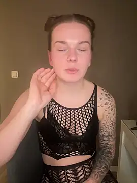 LisaFreierxx online show from 02-26-26, 09:36