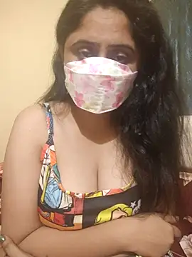 Snapshot of mouni499 chatting on 01-09-26, 03:26 mouni499 online show from 01-09-26, 03:26